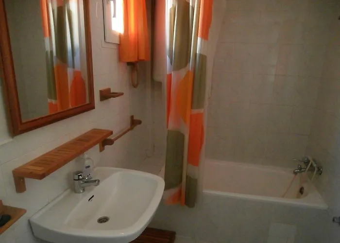 Nievesol Con Parking Y Wifi شقة *